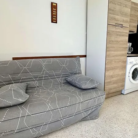 2 Pieces 4 Couchages Sur Ar680-0e4 Apartment *